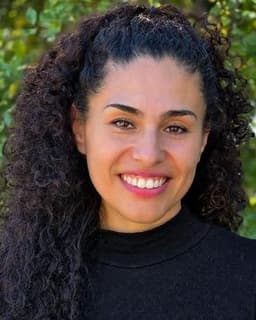 Brenda Fernandez Brooks