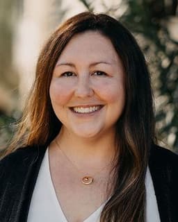 Rheanna Schmidt - Overwhelmed Moms