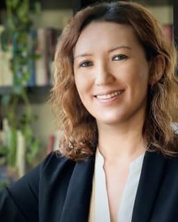 Dr. Elizabeth Richards