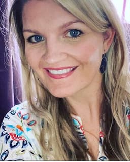 Dr. Nicole Dolan & Associates