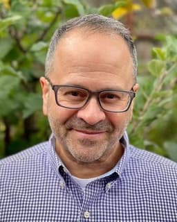 Dr. Robert Nemerovski