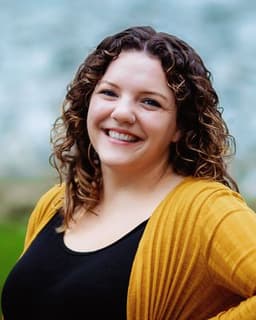 Kathleen 'katie' Plant