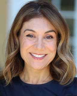 Veronica Naomi Dayan