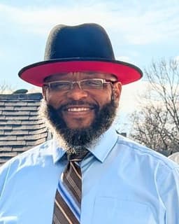 Rev. Dr. Damon Horton