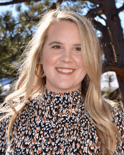 Vanessa Curran (Book Instantly On Website)