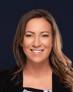 Neslihan James-Kangal