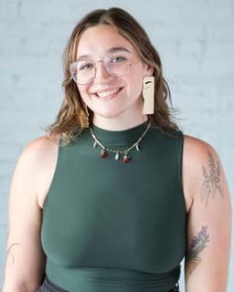 Veda Massanari-Thatcher