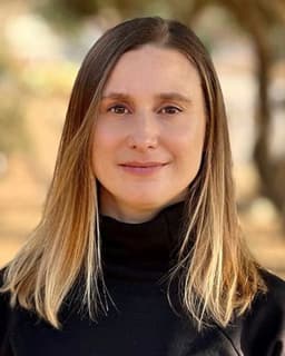 Dr. Catherine DeCarlo Santiago