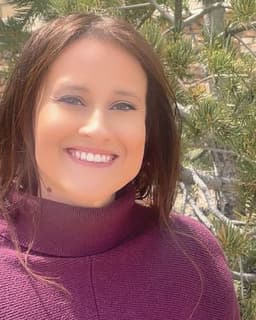 Amber Poplewko-Armstrong