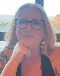 Heather Minshall (Hathaway)