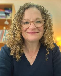 Mary Romagnolo Roberts