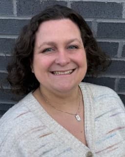 Dr. Rachel Gustafson