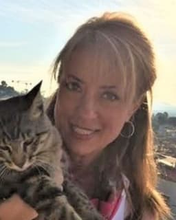 Catherine Lequesne-Dovgan