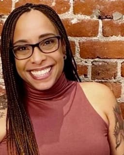 Llesenia Bolorin-Jones