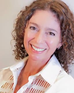 Dr. Veronique I Pangia