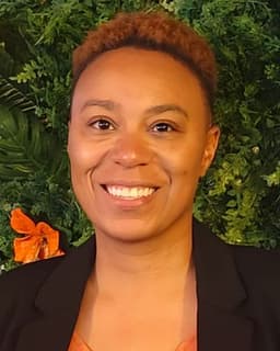 Dr. Jennifer Gaskins