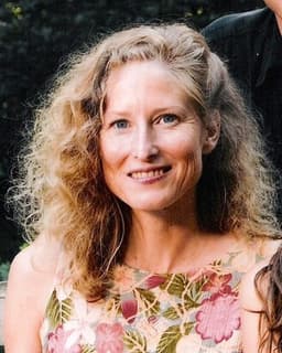 Dr. Carolyn Williams-Orlando