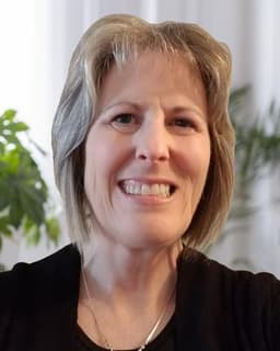 Cynthia Johnson - Hope Arose Therapy, LLC