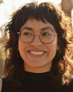 Zoë Wong-Weissman