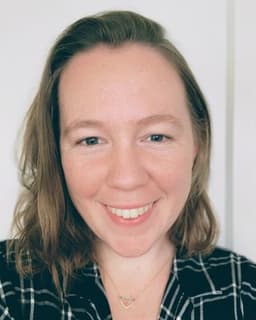 Laura Swanson-Wallace
