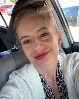 Justine O'Leary, LICSW