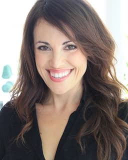 Elizabeth (Lizzy) Ariza