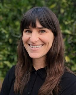 Dr. Natasha Oxenburgh