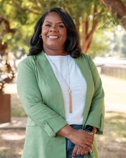 Jacquelyn W Patterson