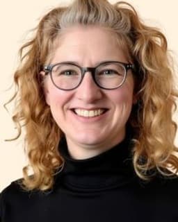 Dr. Jennifer Breslin