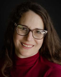 Liora Abrahams-Brosbe