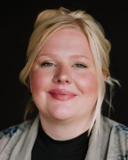 Samantha J Engelstad