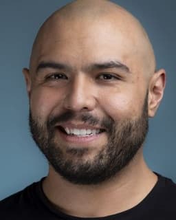 Jacob Lujan (Book On Website Instantly)