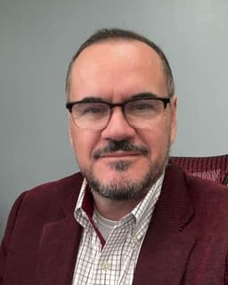 Sergio A Cianci Champan