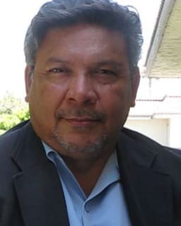 Interventions and Beyond / Roberto A Henderson