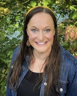 Lindsay Barganz-Junker