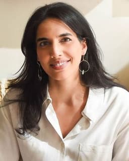 Zehra Naviwala