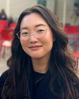 Nicole Song | IFS-Informed Therapy