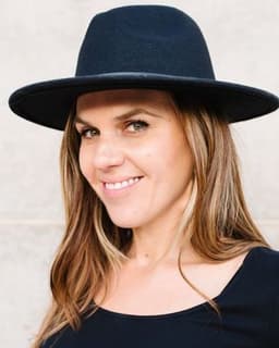 Jessica Lauren Smith