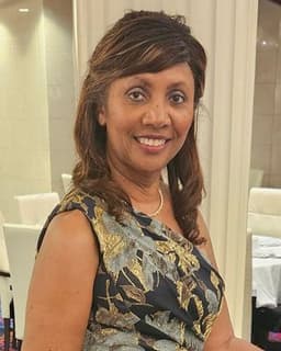 Donna Elaine Robinson