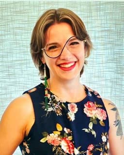 Dr. Robyn N Melusine