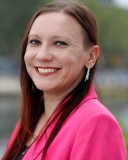 Brittany L Unverzart