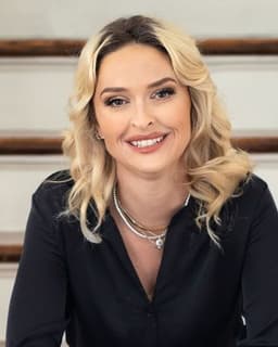 Dr. Amanda Elise Dossaji