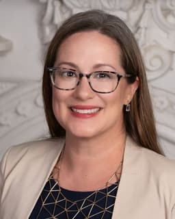 Dr. Alexis Y. Mueller