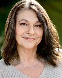 Michele Hahn Relationship Specialist in CA | OR