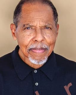 Dr. Melvin M Moore
