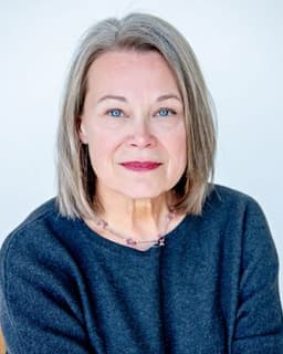 Jennifer Delgado-Cheers