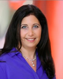 Lee Miller. Individuals. Couples. Divorce.