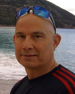 Vincent Samuolis, LCSW