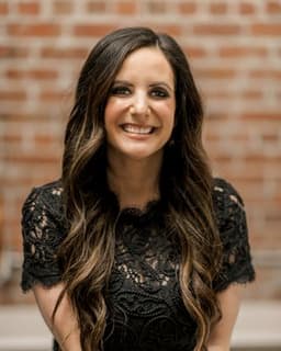 Dr. Christina Iglesia