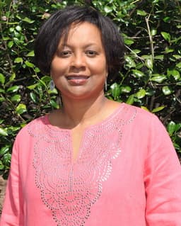 Kimberly R McNair